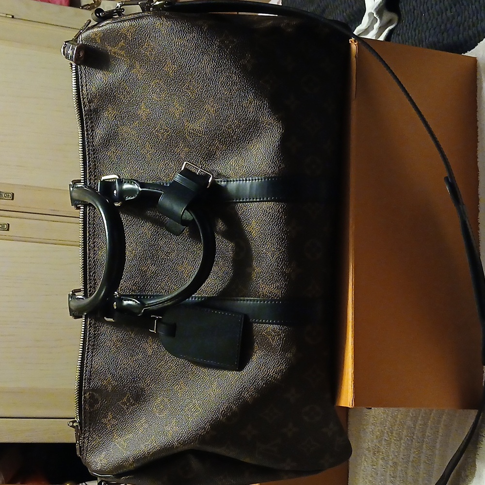 Louis vuttion size 45